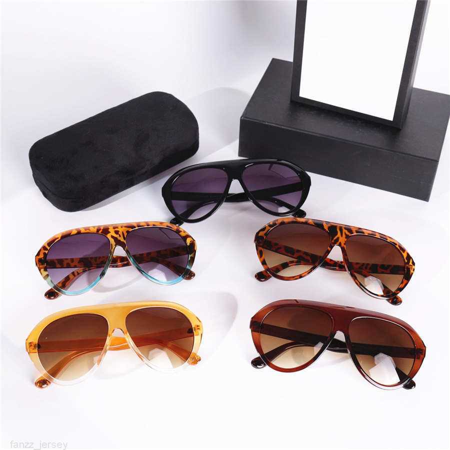 Oversize Sunglasses Man Woman Sunglasses Fashion Letter Glasses Designer Summer Driving Adumbral Polarized Sun-glasses Brown Black Colorfor man woman
Oversize Sunglasses Man Woman Sunglasses Fashion Letter Glasses Designer Summer Driving Adumbral Polarized Sun-glasses Brown Black Colorfor man woman