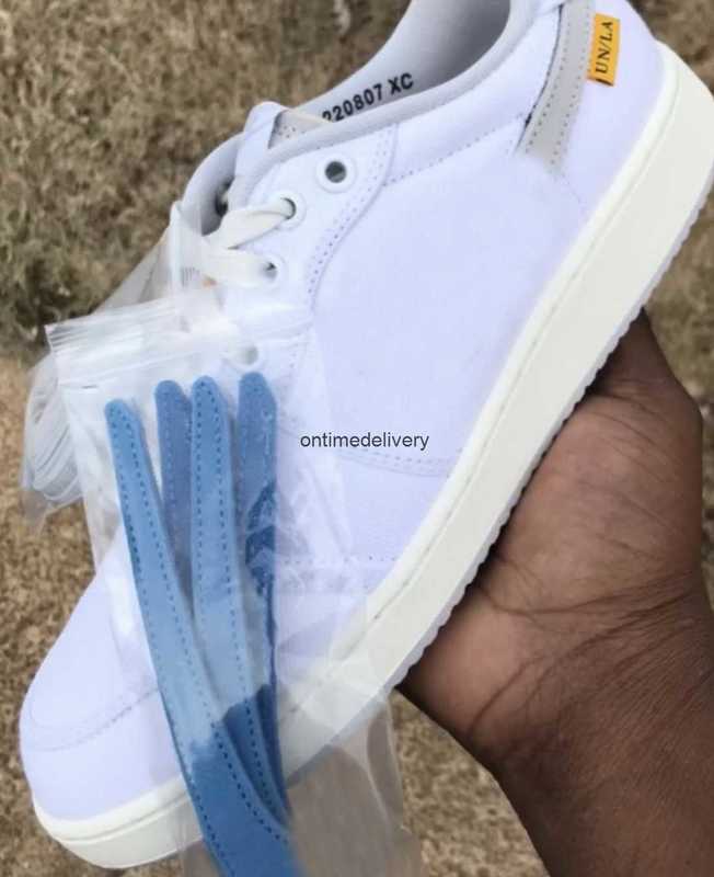 Shoes Union x 1 1s Ko Low Do8912-101 Sports Sneakers White Sail University Gold Neutral Grey Original, Ck9246-136
Shoes Union x 1 1s Ko Low Do8912-101 Sports Sneakers White Sail University Gold Neutral Grey Original, Ck9246-136