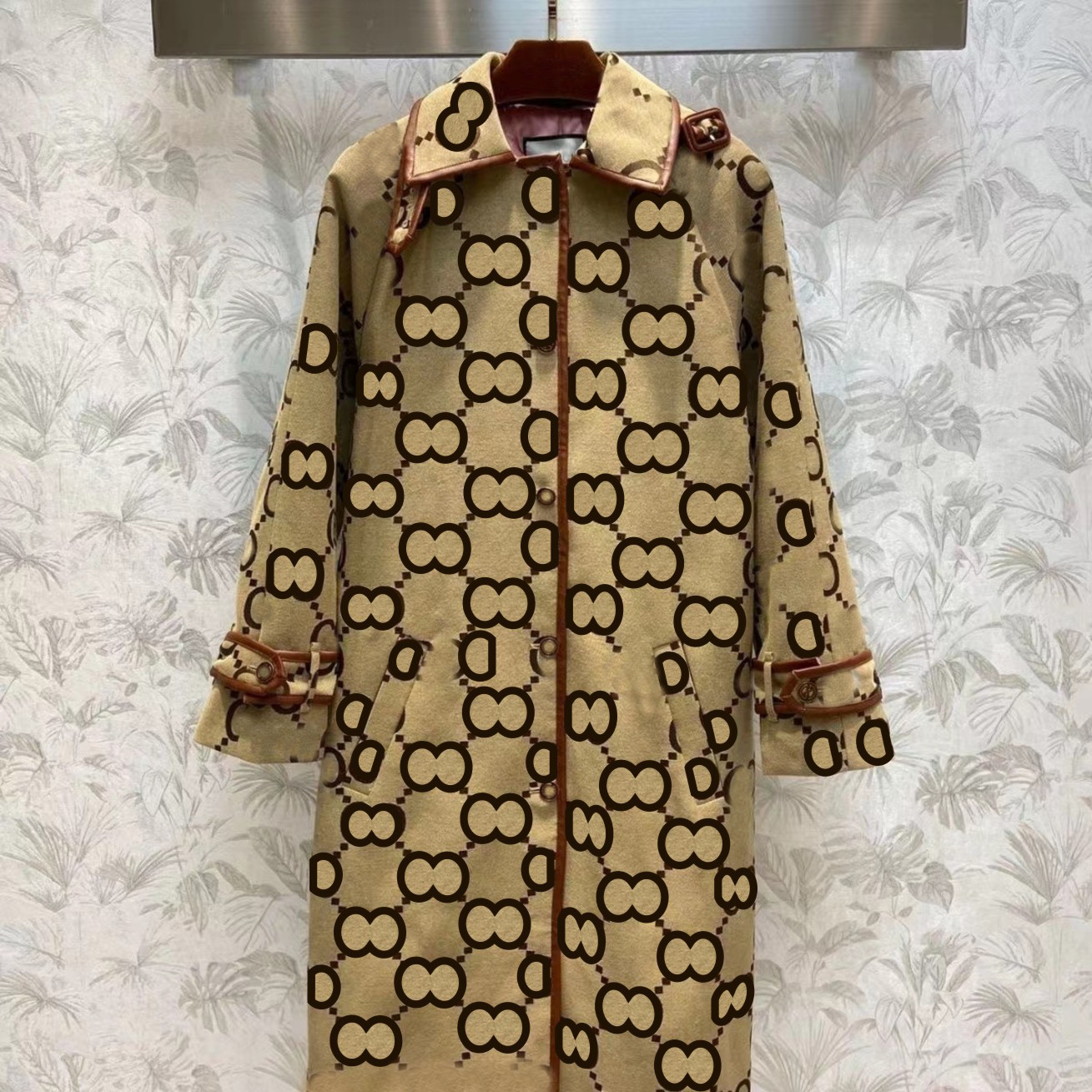 Autumn womens trench coats designer luxury Women Windbreaker body letter print jacket Loose Belt Coat Female Casual Long Trenchs Coat E68, Brown
Autumn womens trench coats designer luxury Women Windbreaker body letter print jacket Loose Belt Coat Female Casual Long Trenchs Coat E68, Brown