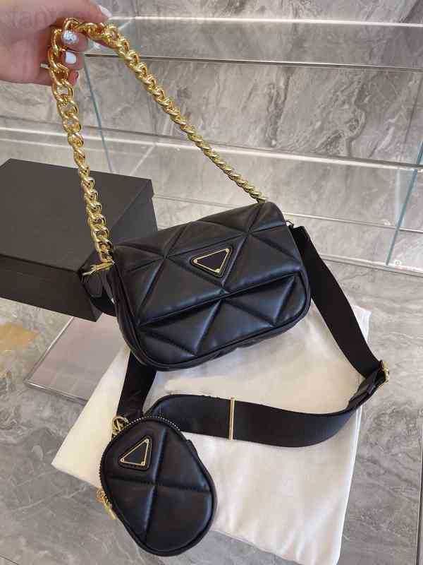 trend designer bag shoulder bags Pleated handbag fashion Crossbody Tote lady Wallets, Black
trend designer bag shoulder bags Pleated handbag fashion Crossbody Tote lady Wallets, Black