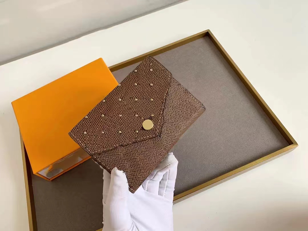 High quality women's purse coin purse women's original luggage designer purse fashion classic bag zero wallet card bag60103, 1#60103
High quality women's purse coin purse women's original luggage designer purse fashion classic bag zero wallet card bag60103, 1#60103