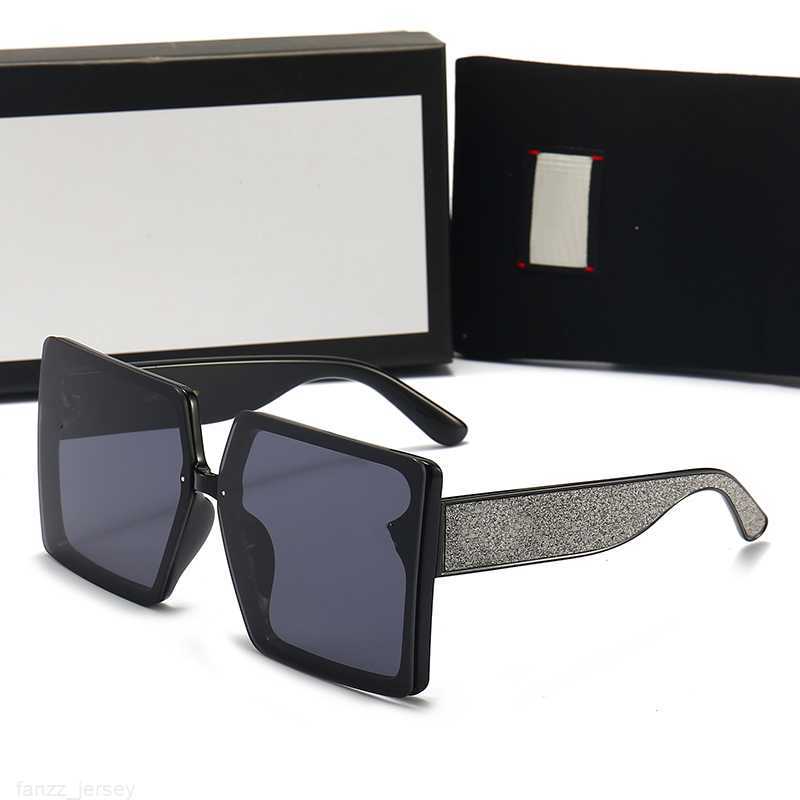 Fashion Classic designer Polarized 2022 Luxury Sunglasses For Men Women Pilot Sun Glasses UV400 Eyewear Frame Polaroid Lens With box andfor man woman
Fashion Classic designer Polarized 2022 Luxury Sunglasses For Men Women Pilot Sun Glasses UV400 Eyewear Frame Polaroid Lens With box andfor man woman