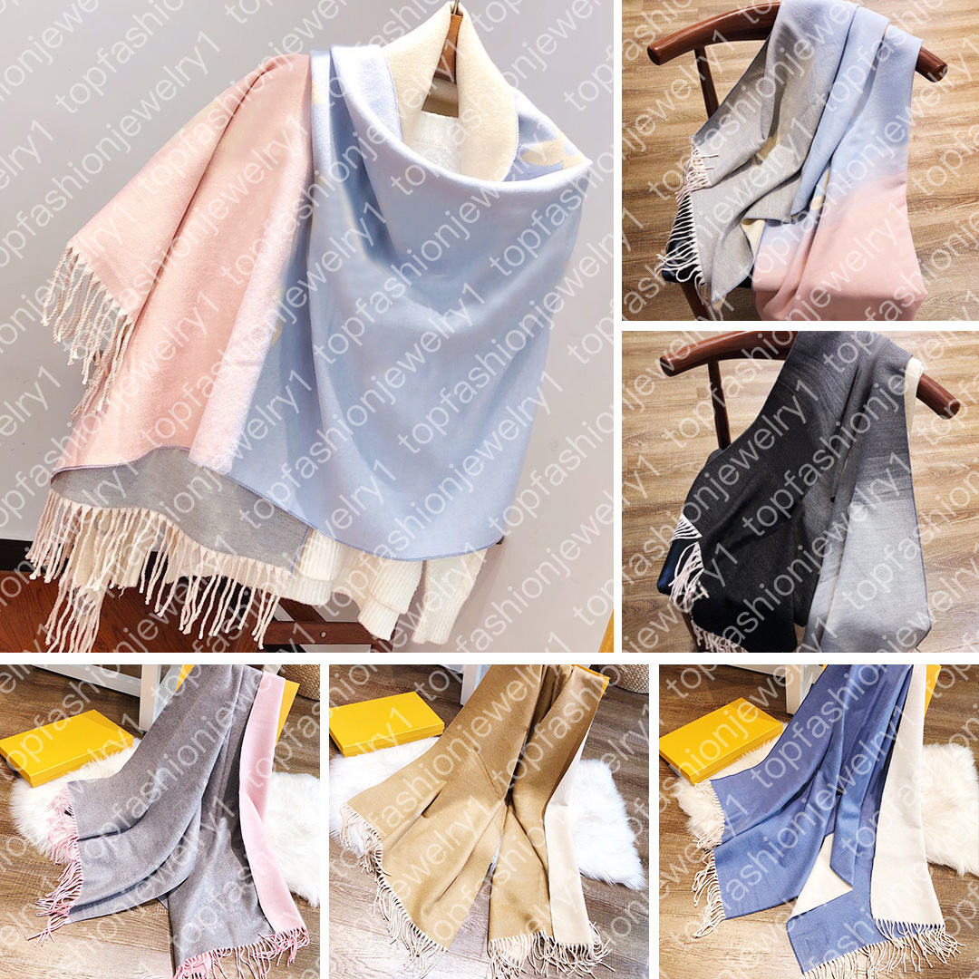 Classic Double Side Color Scarf Designer Gradient Cashmere Scarf For Women Autumn And Winter Shawl Dual-use Thick warm Trendy Letter Jacquard Long Scarves Large Size
Classic Double Side Color Scarf Designer Gradient Cashmere Scarf For Women Autumn And Winter Shawl Dual-use Thick warm Trendy Letter Jacquard Long Scarves Large Size