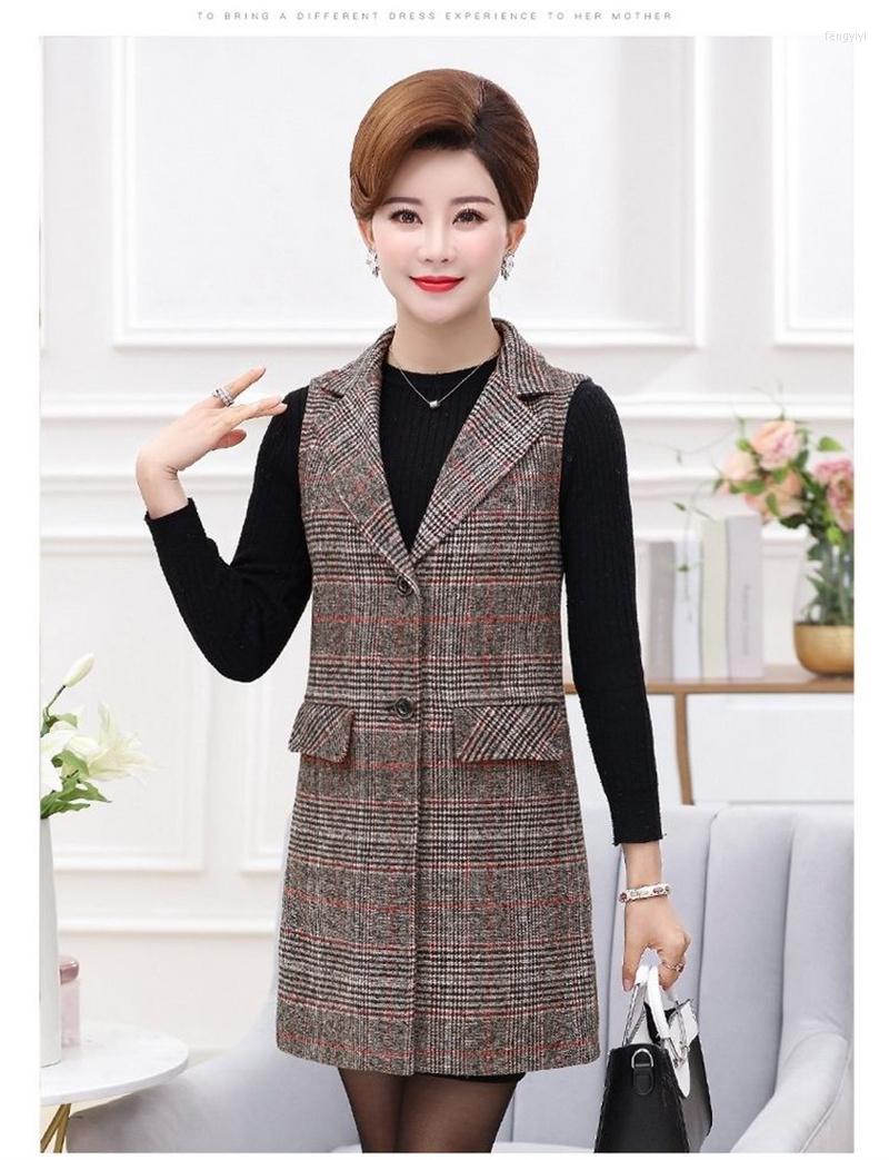 Women's Vests 2022Spring Autumn Mother Plaid Vest Jacket Female Mid-length Sleeveless Slim Waistcoat Button Cardigan Coat A659, Red bar
Women's Vests 2022Spring Autumn Mother Plaid Vest Jacket Female Mid-length Sleeveless Slim Waistcoat Button Cardigan Coat A659, Red bar
