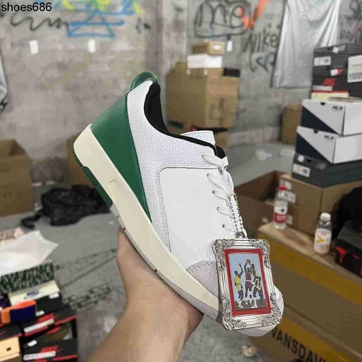 Men's and Women's Air Qiao 2 AJ2 Low White Green Co branded AJ2 Retro Basketball Shoe DQ0560-160, Bai hong
Men's and Women's Air Qiao 2 AJ2 Low White Green Co branded AJ2 Retro Basketball Shoe DQ0560-160, Bai hong
