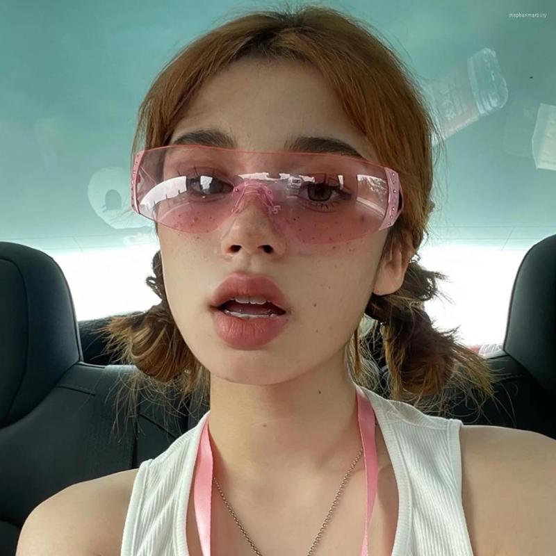 Sunglasses Designer One Piece Rimless Y2k Women Men Fashion Vintage Metal Sun Glasses For Female Trend Pink Eyewear
Sunglasses Designer One Piece Rimless Y2k Women Men Fashion Vintage Metal Sun Glasses For Female Trend Pink Eyewear