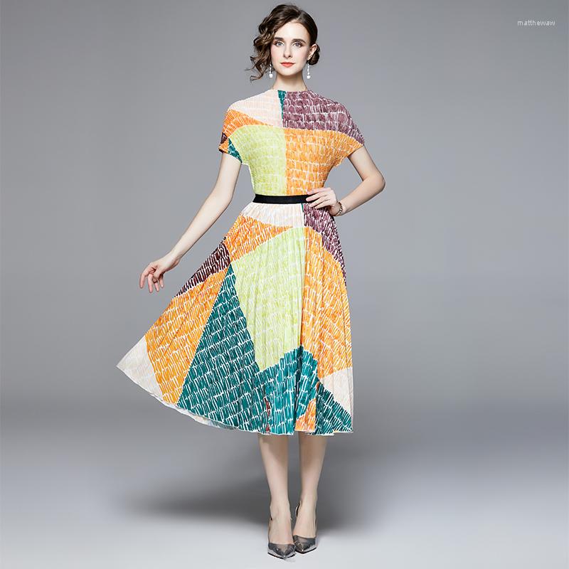 Work Dresses Designer Women Pleated Suit Elegant Summer Contrast Color Geometry Print T-Shirt High Waist Long Skirts Female Two Piece Set, Black
Work Dresses Designer Women Pleated Suit Elegant Summer Contrast Color Geometry Print T-Shirt High Waist Long Skirts Female Two Piece Set, Black