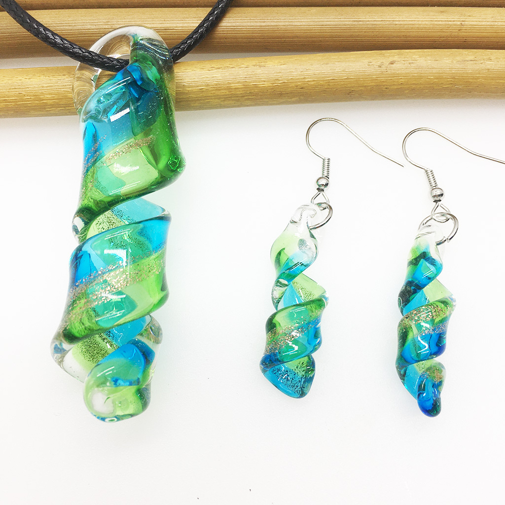 Chinese Style Retro Green Spiral Pendant Necklace Earring Suit For Women Colored Glaze Murano Glass Hot Gold Foil, Light green
Chinese Style Retro Green Spiral Pendant Necklace Earring Suit For Women Colored Glaze Murano Glass Hot Gold Foil, Light green