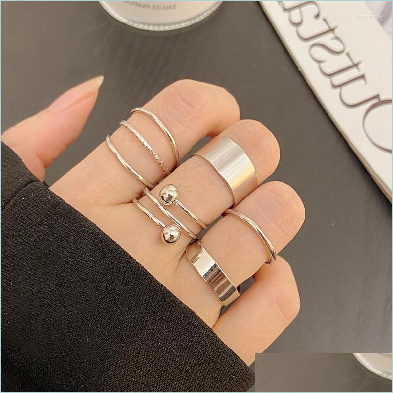 Cluster Rings Cluster Rings 5 Piece Punk Gold/Sier Color Simple Mtilayer For Women Alloy Open Joint Ring Set Fashion Jewelry Wholesa Dh2Nz
Cluster Rings Cluster Rings 5 Piece Punk Gold/Sier Color Simple Mtilayer For Women Alloy Open Joint Ring Set Fashion Jewelry Wholesa Dh2Nz