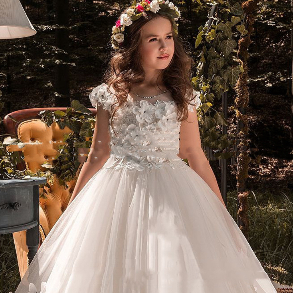 Cute white Little Girls Pageant Dresses 3D Floral Appliques Toddler Ball Gown Flower Girl Dress Floor Length Tulle First Communion Gowns