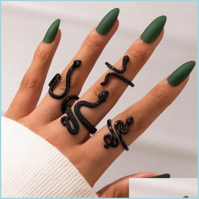 Cluster Rings Cluster Rings 10Pcs/Set Punk Finger Snake Smooth Gold/Black Geometric Metal For Women Girls Party Jewelry Bijoux Femme Dhgk4
Cluster Rings Cluster Rings 10Pcs/Set Punk Finger Snake Smooth Gold/Black Geometric Metal For Women Girls Party Jewelry Bijoux Femme Dhgk4