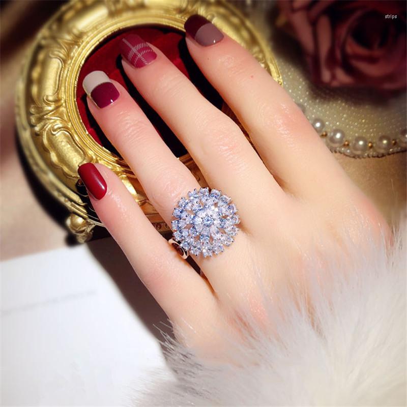 Cluster Rings S925 Sterling For Women Minority Super Flash Cubic Zirconia Hollow Snowflake Ring Fine Jewelry Simple Accessories
Cluster Rings S925 Sterling For Women Minority Super Flash Cubic Zirconia Hollow Snowflake Ring Fine Jewelry Simple Accessories