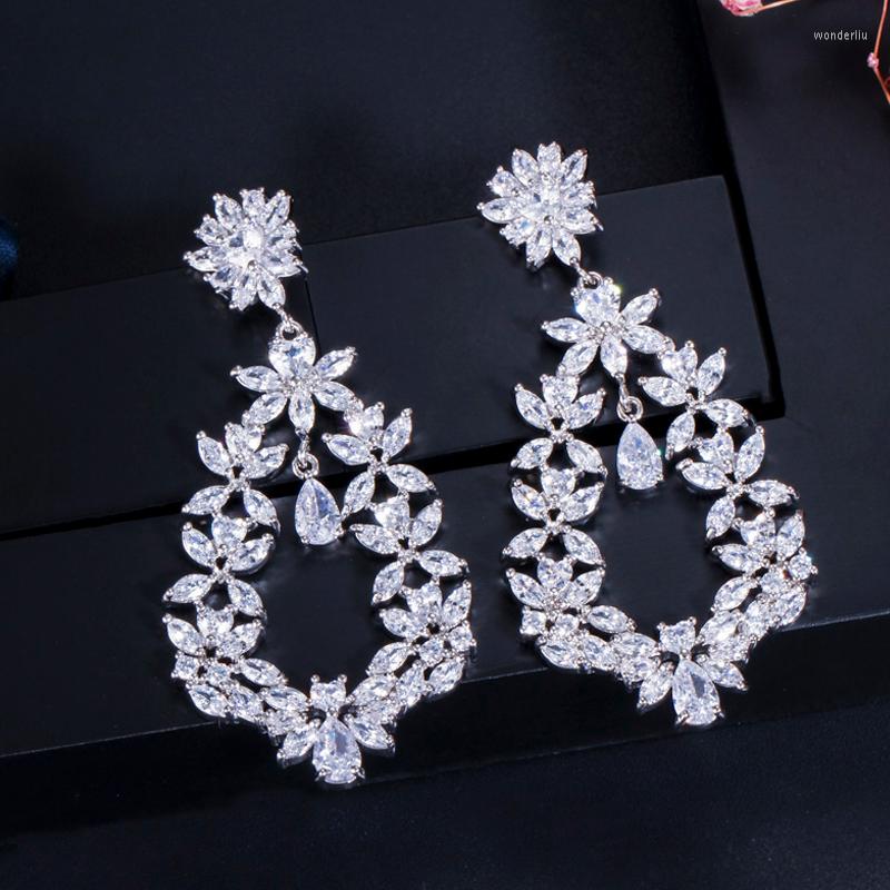 Dangle Earrings ThreeGraces Romantic Cubic Zirconia Wedding Bridal White Gold Color Long Drop For Women Fashion Jewelry ER286
Dangle Earrings ThreeGraces Romantic Cubic Zirconia Wedding Bridal White Gold Color Long Drop For Women Fashion Jewelry ER286