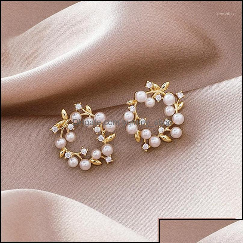 Stud Earrings Jewelry River Charm Women Studs Irregar Imitation Pearls Flower Gold Color Delicate Earring Female Fashion 1Pair1 Otuib
Stud Earrings Jewelry River Charm Women Studs Irregar Imitation Pearls Flower Gold Color Delicate Earring Female Fashion 1Pair1 Otuib