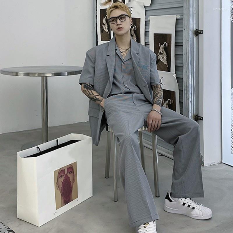 Men' Suits Men Summer Short Sleeve Blazer Shirt Pants Sets Designer Korean Style Fashion Loose Gray Three Piece Suit Matching
Men' Suits Men Summer Short Sleeve Blazer Shirt Pants Sets Designer Korean Style Fashion Loose Gray Three Piece Suit Matching