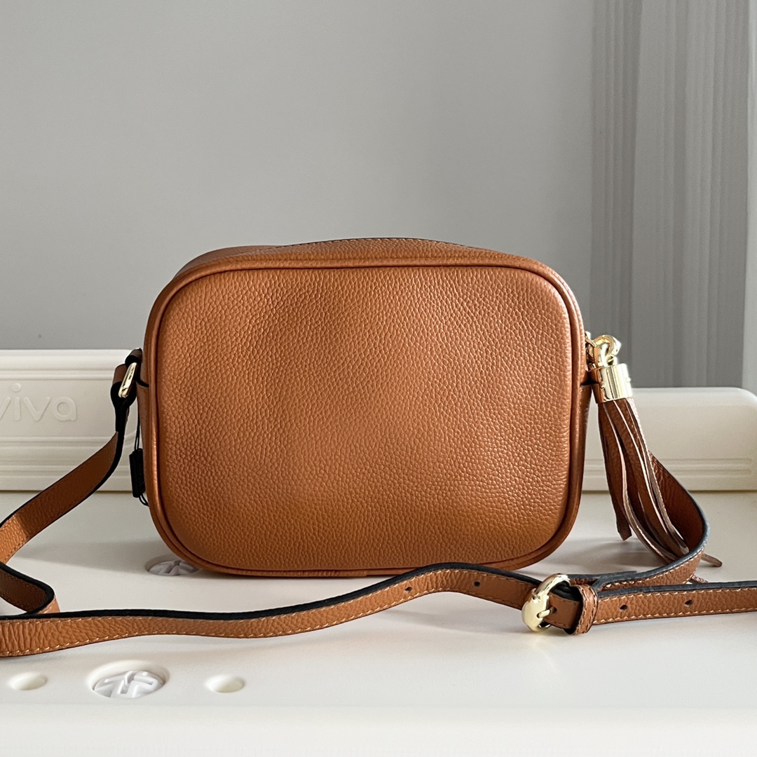 Luxury Designer Classic Camera Bag Embossed Letter Decoration Women Top Layer Cowhide Shoulder Bag with Leather Tassel Womens Crossbody Bags Super Soft
Luxury Designer Classic Camera Bag Embossed Letter Decoration Women Top Layer Cowhide Shoulder Bag with Leather Tassel Womens Crossbody Bags Super Soft