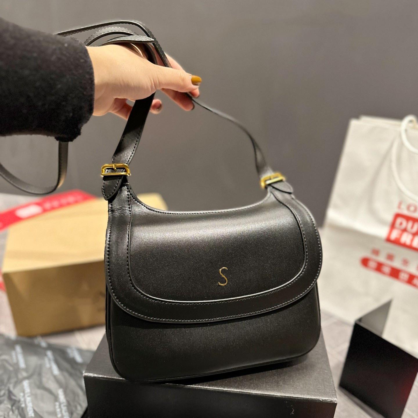 Bags Designer Bag Totes Women Handbag Classic Luxury Brand Imitation Large Capacity Solid Color Chain Shoulder Bag Fashionable Wallet Party, Color1
Bags Designer Bag Totes Women Handbag Classic Luxury Brand Imitation Large Capacity Solid Color Chain Shoulder Bag Fashionable Wallet Party, Color1