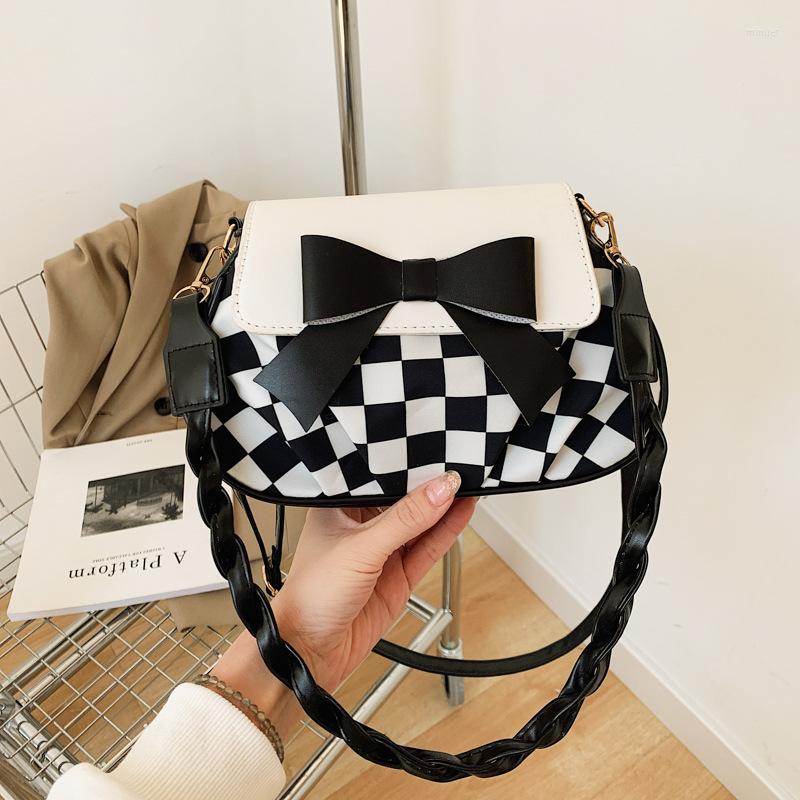 Evening Bags Spring Chessboard Plaid Women's Bag Minimalist Bowknot Fashion Portable Shoulder Messenger, Black
Evening Bags Spring Chessboard Plaid Women's Bag Minimalist Bowknot Fashion Portable Shoulder Messenger, Black