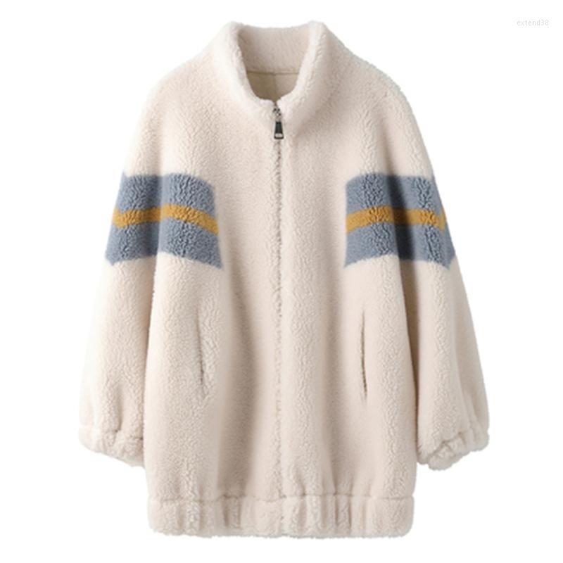 Women' Fur 2022 Winter Women' Sheep Shearing Coat Jackets Trendy Australian Lambswool Patchwork Loose Large Size Female, White
Women' Fur 2022 Winter Women' Sheep Shearing Coat Jackets Trendy Australian Lambswool Patchwork Loose Large Size Female, White