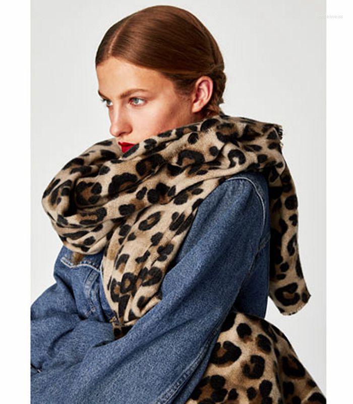 Scarves 2022 Autumn And Winter Leopard Print Scarf Womens Shawls European American Retro Style Cashmere Shawl Girl
Scarves 2022 Autumn And Winter Leopard Print Scarf Womens Shawls European American Retro Style Cashmere Shawl Girl