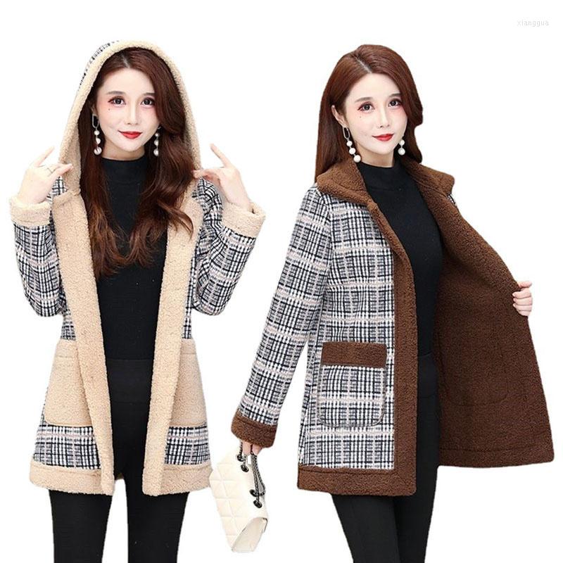 Women's Wool 2022 Winter Faux Lamb Plaid Woolen Coat Women Thick Velvet Warm Cotton Mother Parker Overcoat Outerwear, Apricot
Women's Wool 2022 Winter Faux Lamb Plaid Woolen Coat Women Thick Velvet Warm Cotton Mother Parker Overcoat Outerwear, Apricot