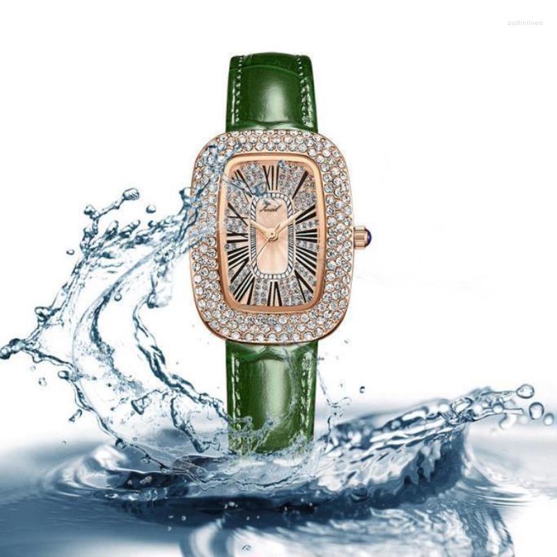 Wristwatches High Quality Fashion Luxury Full Diamond Pigeon Egg Ladies Quartz Band Watch Schoolgirl Prom Clock Retro, Red
Wristwatches High Quality Fashion Luxury Full Diamond Pigeon Egg Ladies Quartz Band Watch Schoolgirl Prom Clock Retro, Red