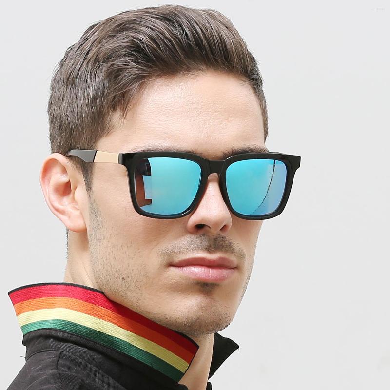 Sunglasses Classic Piloted Vintage Polarized Men Male Fashion Retro Driving Brand Design Sun Glasses Shades UV400
Sunglasses Classic Piloted Vintage Polarized Men Male Fashion Retro Driving Brand Design Sun Glasses Shades UV400