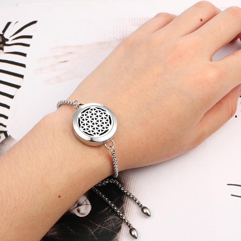 Charm Bracelets Tree Of Flower Essential Oil Diffuser Bracelet For Women Stainless Steel Locket Adjustable Chain Jewelry
Charm Bracelets Tree Of Flower Essential Oil Diffuser Bracelet For Women Stainless Steel Locket Adjustable Chain Jewelry