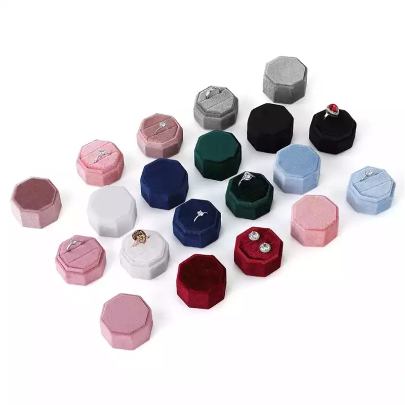 Velvet Jewelry Box Portable Octagon Double Ring Storage Boxes Wedding Ring Display Case for Girls Women Gift
Velvet Jewelry Box Portable Octagon Double Ring Storage Boxes Wedding Ring Display Case for Girls Women Gift