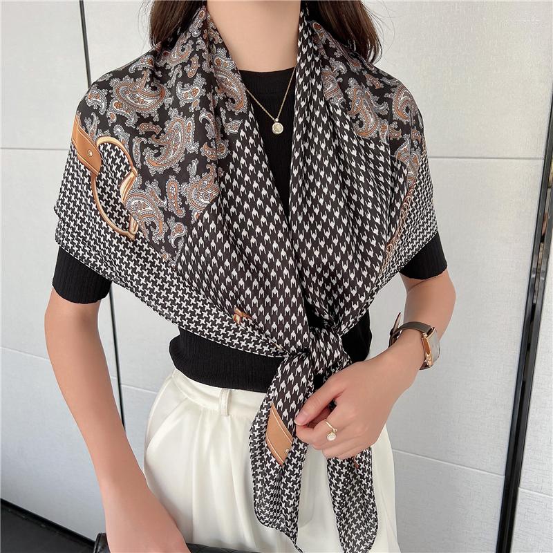 Scarves Spring Silk Satin Square Scarf Women Large 110cm Big Shawl Wrap Print Design Beach Stoles Headkerchief Hijab Echarpe
Scarves Spring Silk Satin Square Scarf Women Large 110cm Big Shawl Wrap Print Design Beach Stoles Headkerchief Hijab Echarpe