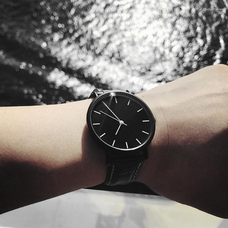 Wristwatches 2022 Enmex Stylish Cool Men Wristwatch Business Temperament Casual Fashion Genuine Leather Simple Clock Quartz Lady Watch, Cc1
Wristwatches 2022 Enmex Stylish Cool Men Wristwatch Business Temperament Casual Fashion Genuine Leather Simple Clock Quartz Lady Watch, Cc1