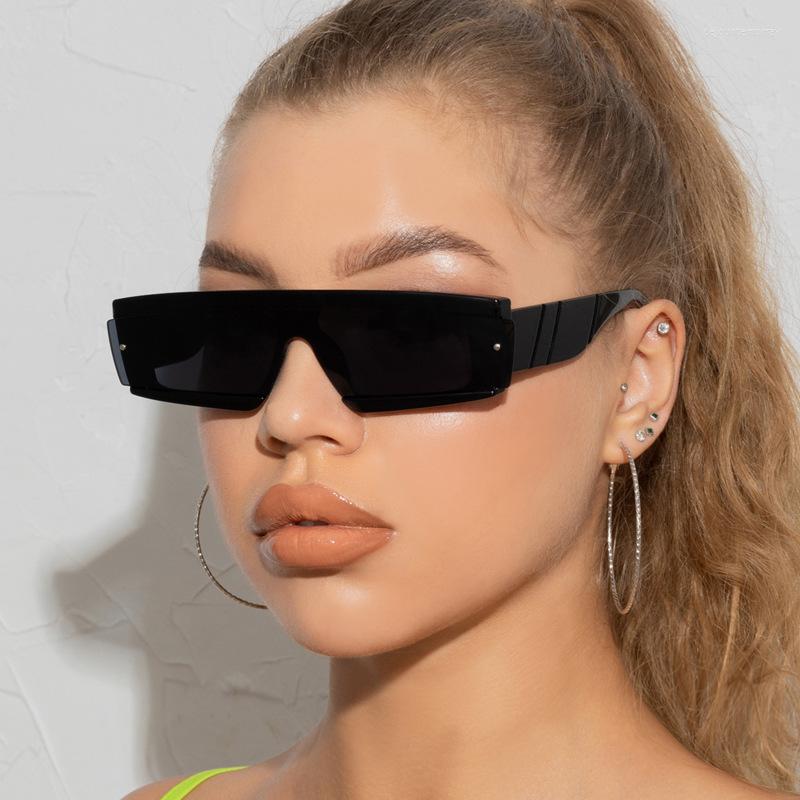 Sunglasses 2022 Punk One Piece Goggle Y2k Rimless Sun Glasses 2000's Shades Eyewear Female Designer Eyeglasses
Sunglasses 2022 Punk One Piece Goggle Y2k Rimless Sun Glasses 2000's Shades Eyewear Female Designer Eyeglasses