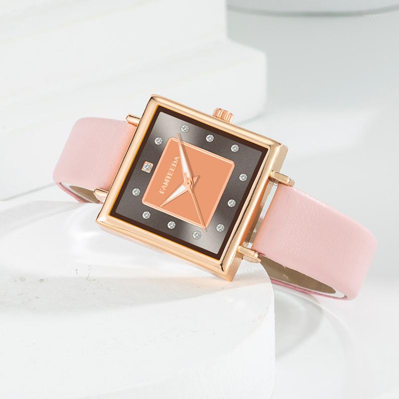 Wristwatches Luxury Square Women Watches Simple Diamond Dial Rose Gold Classic Ladies Dress Retro Leather, Red