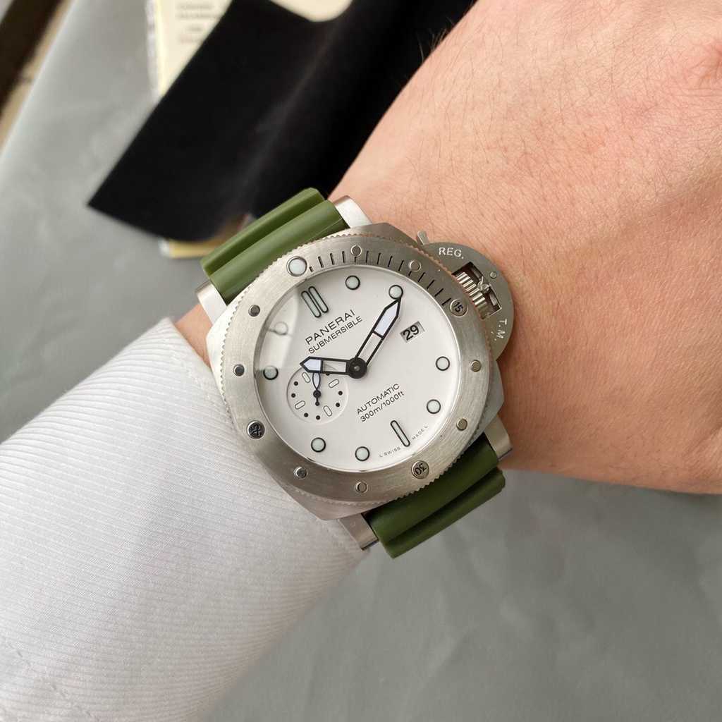 Luxury Watches For Mens Mechanical watch Paneraiss Swiss Automatic Movement Sapphire Mirror 47mm Imported Rubber Watchband Brand Italy Sport CTLD, Khaki
Luxury Watches For Mens Mechanical watch Paneraiss Swiss Automatic Movement Sapphire Mirror 47mm Imported Rubber Watchband Brand Italy Sport CTLD, Khaki