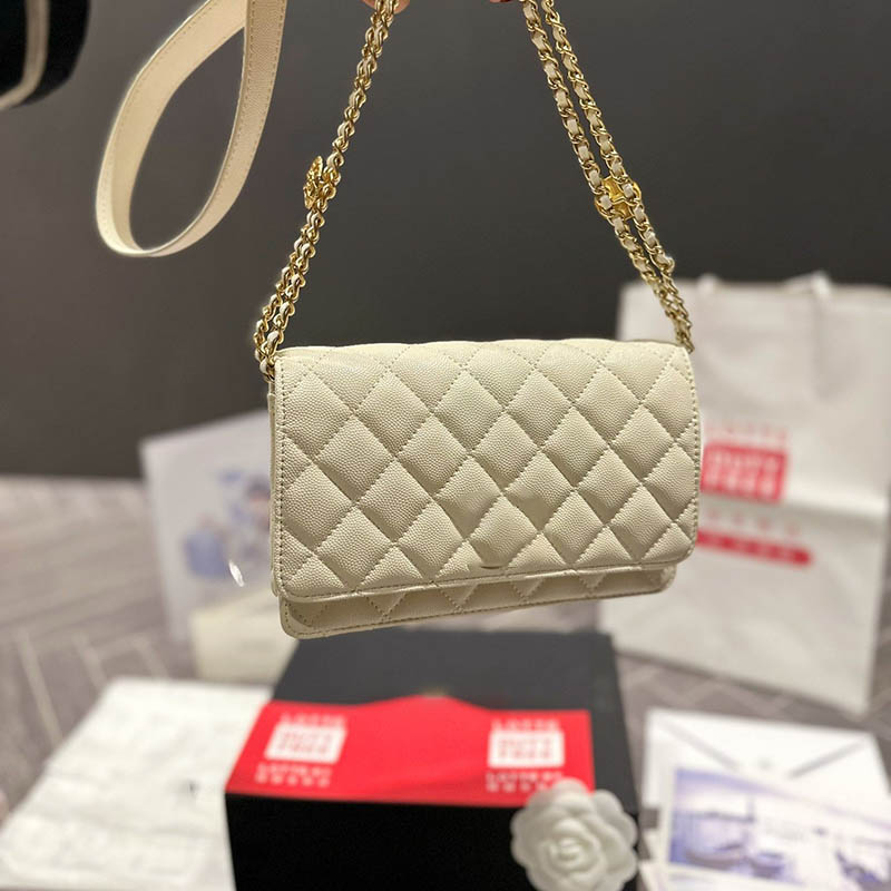 Women Woc Gold Coin Luxury Designer Shoulder Bag Trend Caviar Leather Quilted Mini Versatile Crossbody Retro Handbags Birkin Clutch Multi Pochettes Suitcases 19 CM, Grey
Women Woc Gold Coin Luxury Designer Shoulder Bag Trend Caviar Leather Quilted Mini Versatile Crossbody Retro Handbags Birkin Clutch Multi Pochettes Suitcases 19 CM, Grey