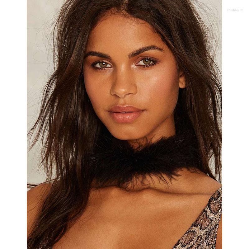 Choker Exaggerate Bohemia Feather Necklace Black White Chain Collar Jewelry Accessories Gift For Women
Choker Exaggerate Bohemia Feather Necklace Black White Chain Collar Jewelry Accessories Gift For Women