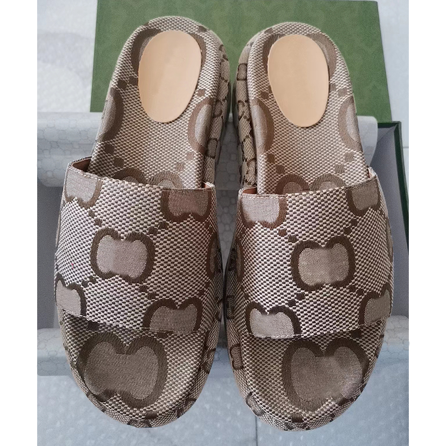2022 Fashion slide sandals slippers for men women WITH ORIGINAL BOX Hot Designer unisex beach flip flops slipper ERU 35-45
2022 Fashion slide sandals slippers for men women WITH ORIGINAL BOX Hot Designer unisex beach flip flops slipper ERU 35-45