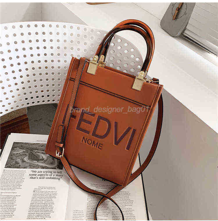 Shoulder Bags Fashion Designer Women's Bag New Handbag Portable One PU Shoulder Messenger Luxury Bag 110122H, Make up the difference
Shoulder Bags Fashion Designer Women's Bag New Handbag Portable One PU Shoulder Messenger Luxury Bag 110122H, Make up the difference