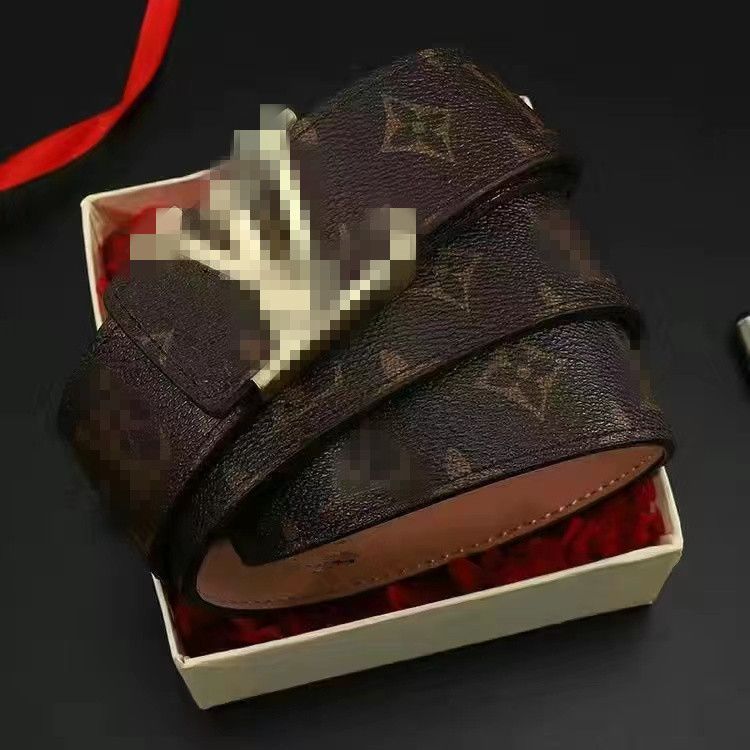 belt Leather Fashion Womens Accessories Luxury Letter Waistband Big Gold Buckle Casual Business strap CeintureLVS Louisseity Viutonity VUTTONS, Hight quality
belt Leather Fashion Womens Accessories Luxury Letter Waistband Big Gold Buckle Casual Business strap CeintureLVS Louisseity Viutonity VUTTONS, Hight quality