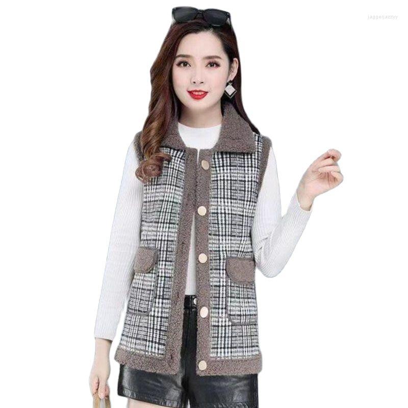 Women's Vests 2022 Winter Lattice Printing Lapel Middle-Aged Mother Woolen Cloth Vest Add Velvet Thicken Loose Keep Warm Ladies Coat, Beige
Women's Vests 2022 Winter Lattice Printing Lapel Middle-Aged Mother Woolen Cloth Vest Add Velvet Thicken Loose Keep Warm Ladies Coat, Beige