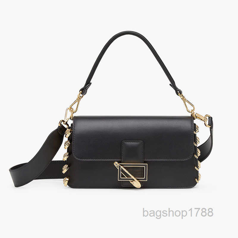 Evening Bags Flap Baguette Bag Women Crossbody Shoulder Bags Metal Pin Long Handle Genuine Leather Detachable Strap Handbags
Evening Bags Flap Baguette Bag Women Crossbody Shoulder Bags Metal Pin Long Handle Genuine Leather Detachable Strap Handbags