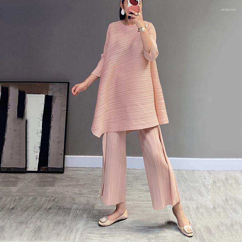 Women's Two Piece Pants Women Pleated Suit Seven Sleeve Round Collar Pink T Shirt Wide Leg Casual Style Loose 2022 Summer Fashion 15JK246, Black suit
Women's Two Piece Pants Women Pleated Suit Seven Sleeve Round Collar Pink T Shirt Wide Leg Casual Style Loose 2022 Summer Fashion 15JK246, Black suit