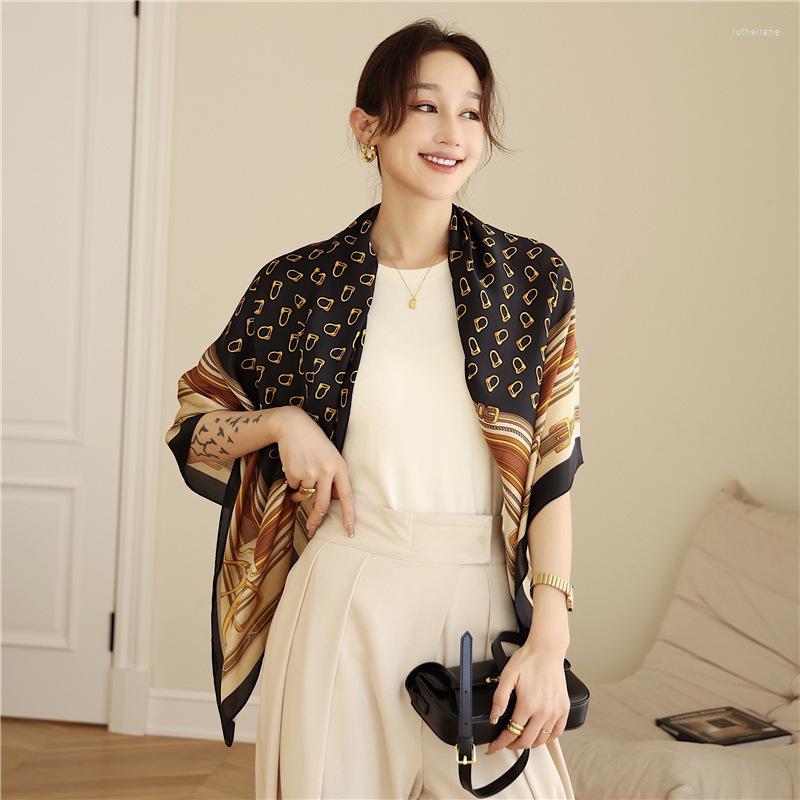 Scarves 2022 Spring Women Scarf Quality Shawl Silk Fashion Printed Horseshoe Button Pattern For 110 110c
Scarves 2022 Spring Women Scarf Quality Shawl Silk Fashion Printed Horseshoe Button Pattern For 110 110c