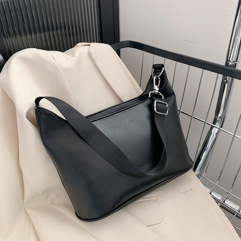 Evening Bags Large Capacity Casual Bag Women's Fashion Retro Shoulder Crossbody Small Square, Black
Evening Bags Large Capacity Casual Bag Women's Fashion Retro Shoulder Crossbody Small Square, Black
