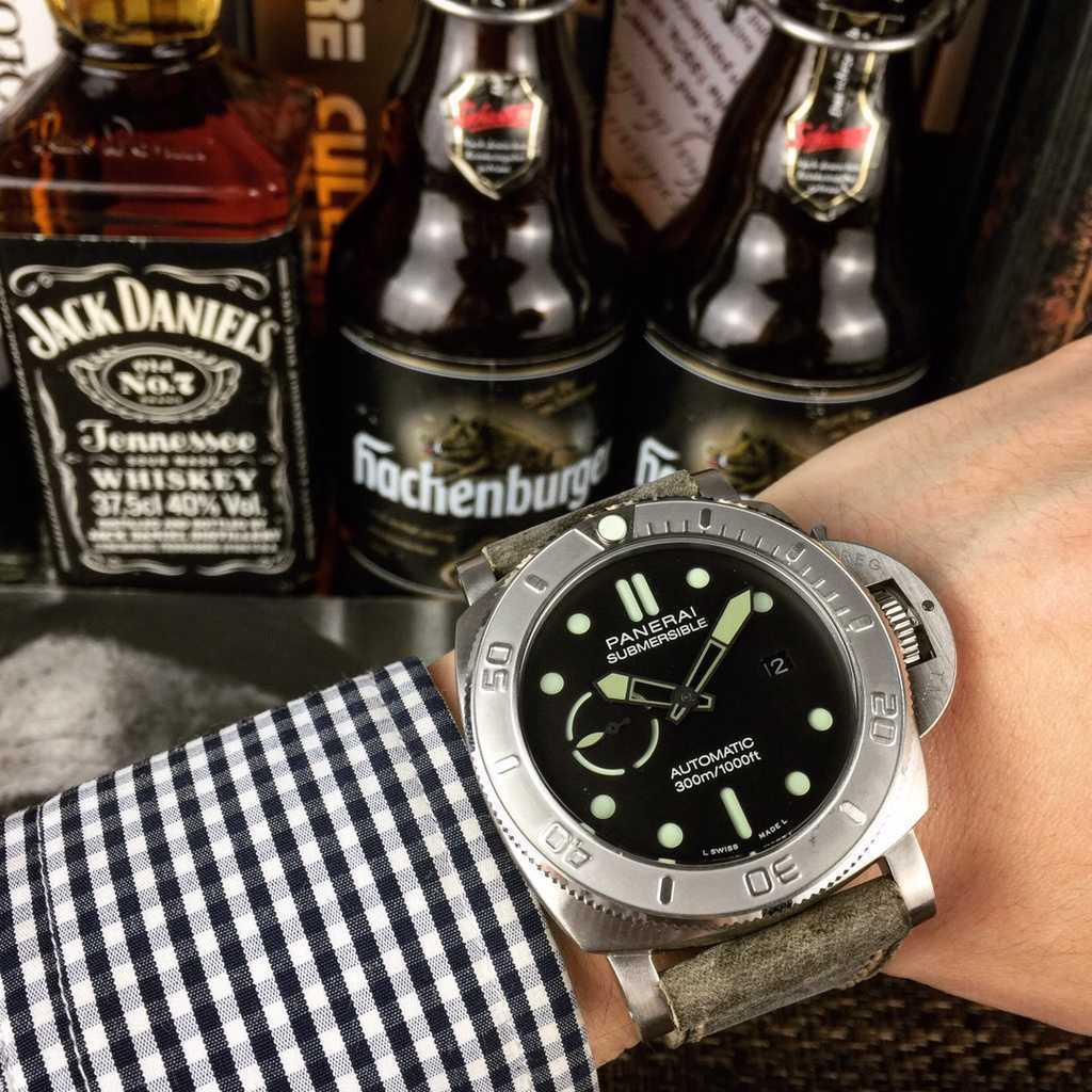 Luxury Watches For Mens Mechanical watch Paneraiss Swiss Automatic Movement Sapphire Mirror 47mm Imported Rubber Watchband Brand Italy Sport Wristwatches PQYN, Khaki
Luxury Watches For Mens Mechanical watch Paneraiss Swiss Automatic Movement Sapphire Mirror 47mm Imported Rubber Watchband Brand Italy Sport Wristwatches PQYN, Khaki