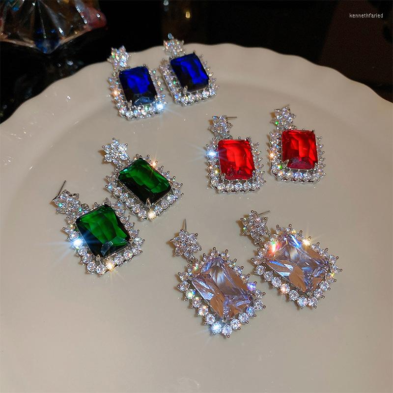 Dangle Earrings Zircon Flower Square Drop Korean Luxury 2022 Summer Geometric Rhinestone Party Jewelry
Dangle Earrings Zircon Flower Square Drop Korean Luxury 2022 Summer Geometric Rhinestone Party Jewelry