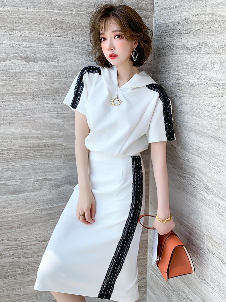 Work Dresses Top Quality Lace Stitched Hooded Short Sleeve Sweater Women' Summer Dress With High Waist Buttocks, Black
Work Dresses Top Quality Lace Stitched Hooded Short Sleeve Sweater Women' Summer Dress With High Waist Buttocks, Black