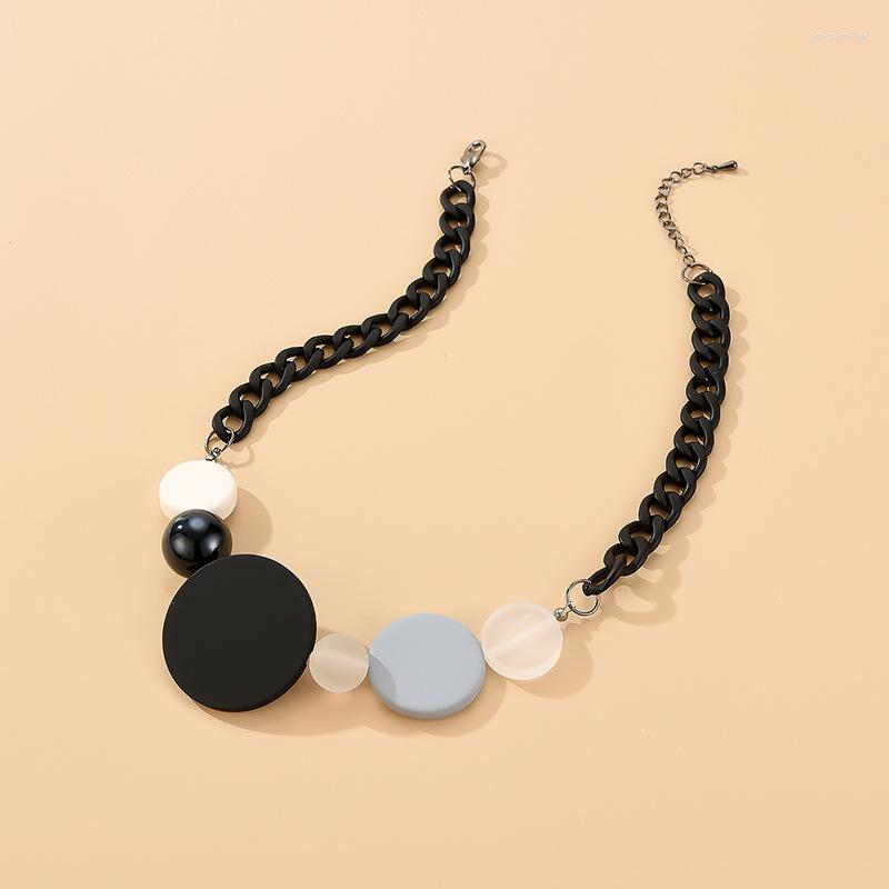 Choker Fashion Jewelry Geometric Circle Necklace Acrylic Chain Resin Short Simple Ladies Exaggerated Style
Choker Fashion Jewelry Geometric Circle Necklace Acrylic Chain Resin Short Simple Ladies Exaggerated Style