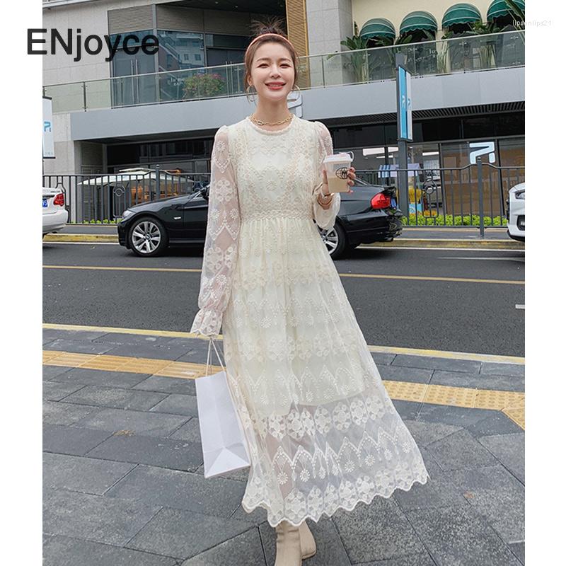 Casual Dresses Vintage Beige Lace Dress Women Korean Style Court Elegant Waist Slimming Puff Sleeve Long Spring Fall 2022
Casual Dresses Vintage Beige Lace Dress Women Korean Style Court Elegant Waist Slimming Puff Sleeve Long Spring Fall 2022