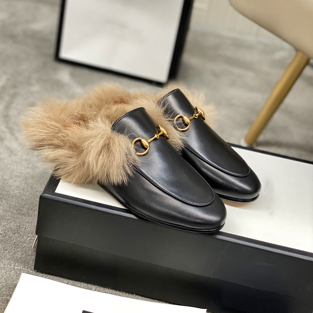Slippers Fashion wool slipper Women dress shoes Genuine Leather Classics buckle Ladies sandals Luxury Designer Casual Flat Womens Novelty slippers, 1#
Slippers Fashion wool slipper Women dress shoes Genuine Leather Classics buckle Ladies sandals Luxury Designer Casual Flat Womens Novelty slippers, 1#